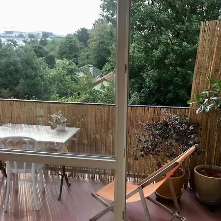 Bright Studio With Furnished Balcony * بانيوليه